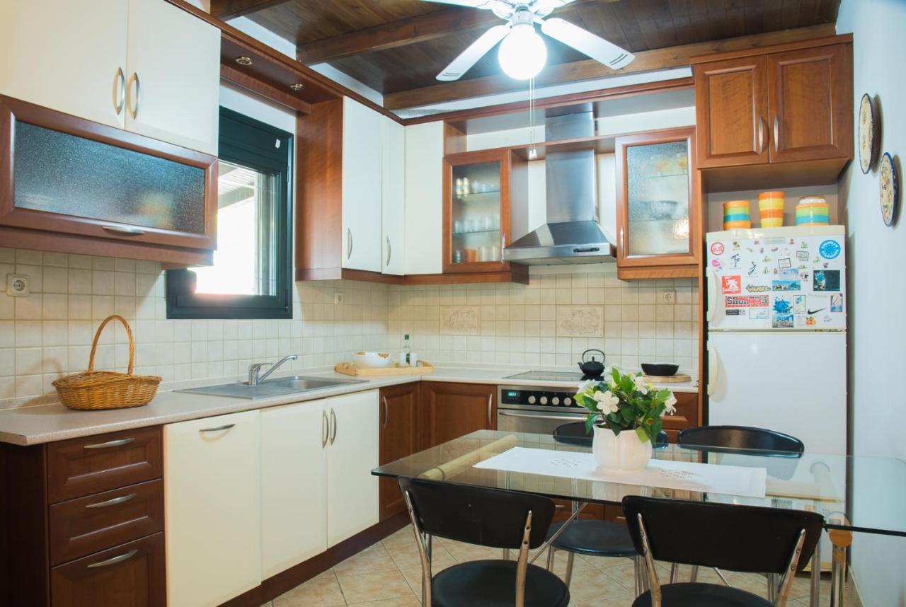 Villa Pefka Nikiti  Buitenkant foto