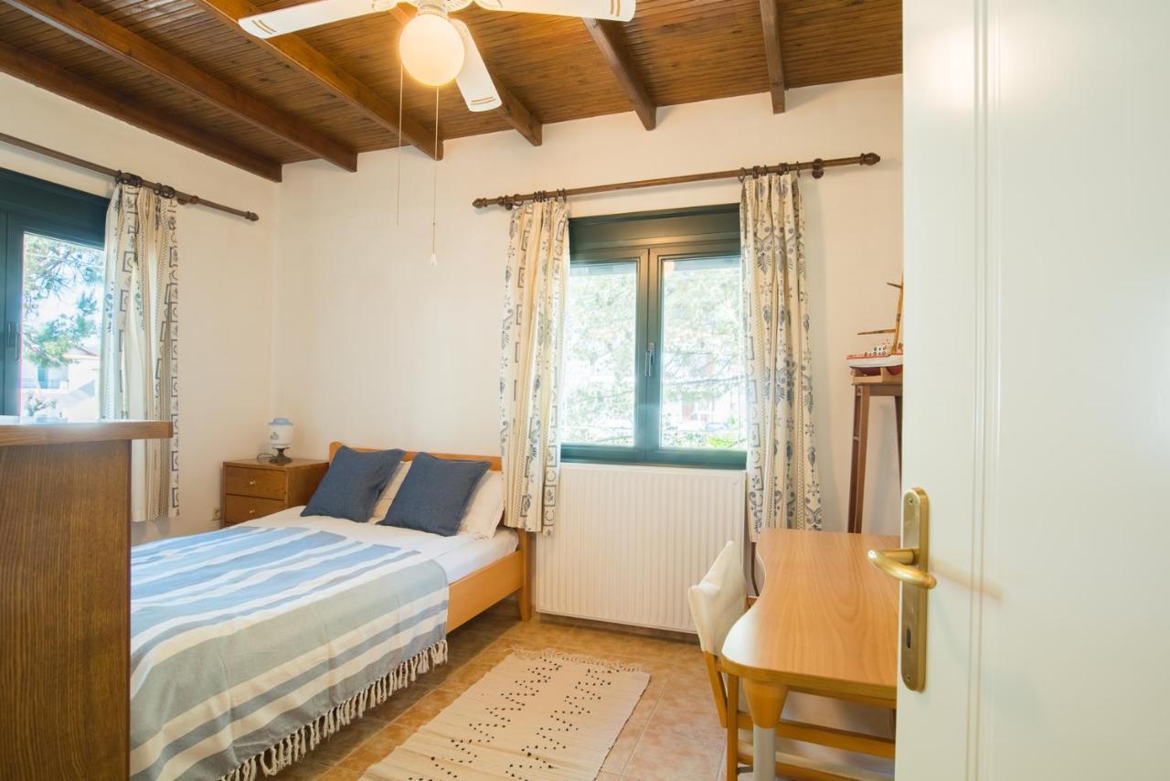 Villa Pefka Nikiti  Buitenkant foto