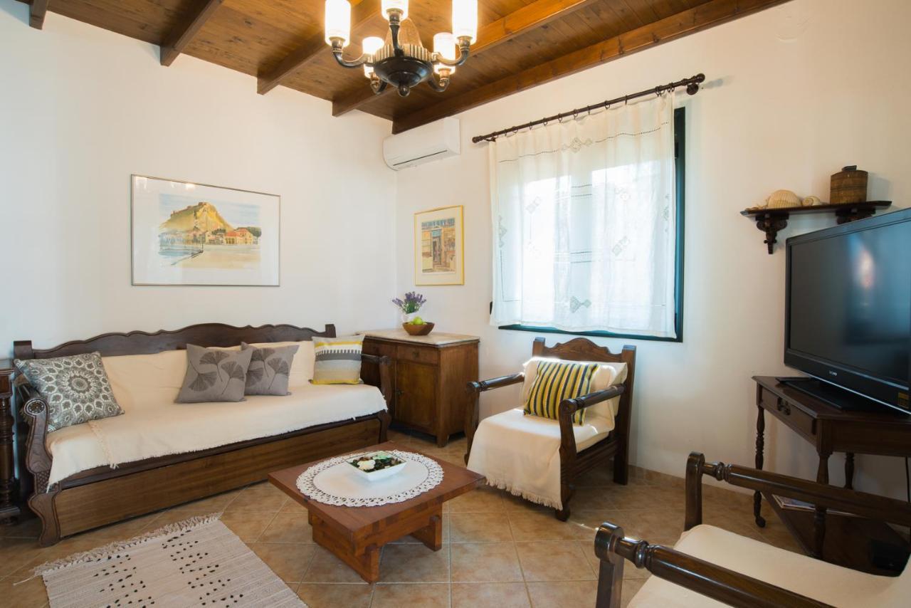 Villa Pefka Nikiti  Buitenkant foto